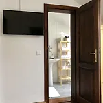 ゲストハウス ファミリア